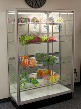 313-5684 Glyph Sculptures (51K)